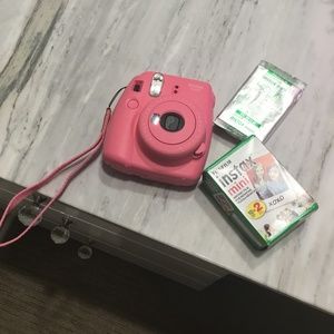 Instant camera mini 9 in pink